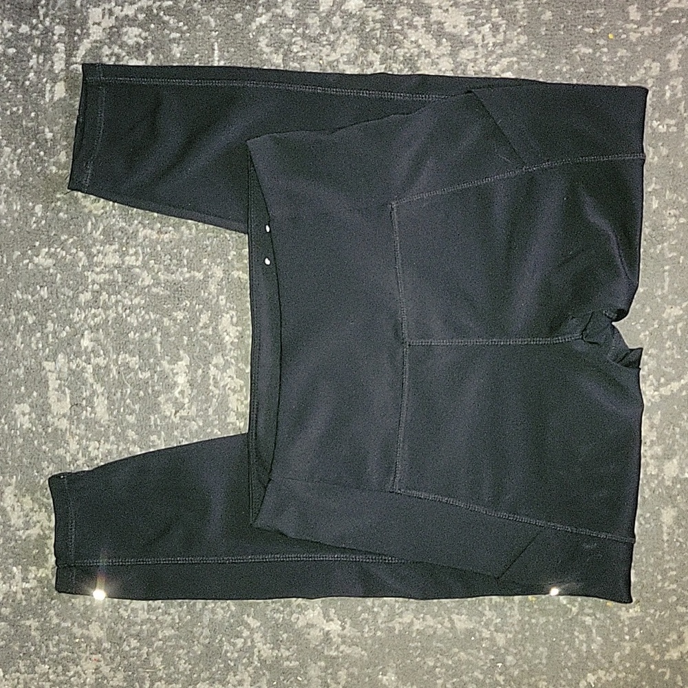 Marika black leggings with pockets